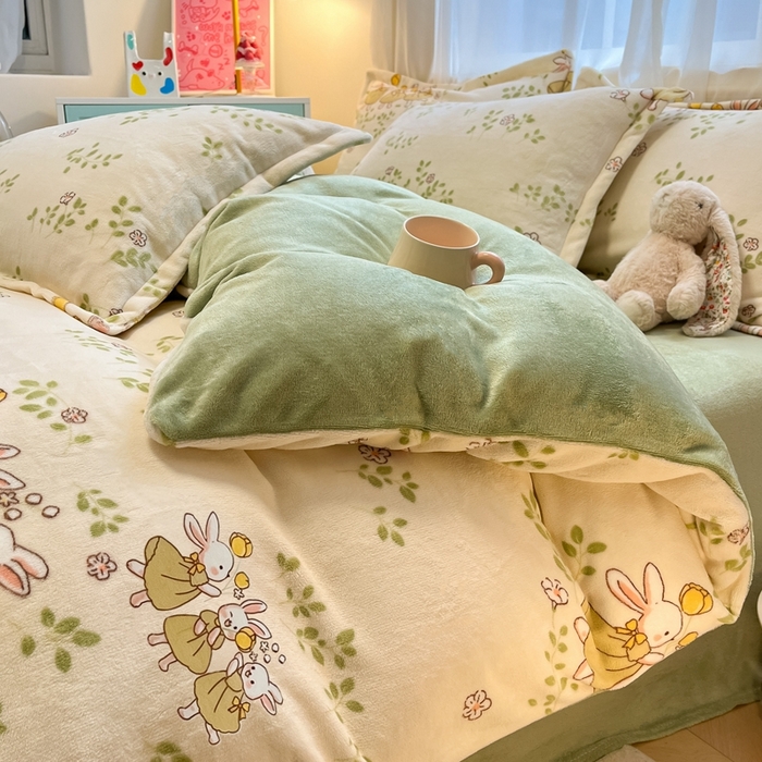 91家纺网 家纺一手货源 找家纺 慕尚家纺 2025新款3.5kg高克重田园花卉类牛奶绒四件套 花园兔