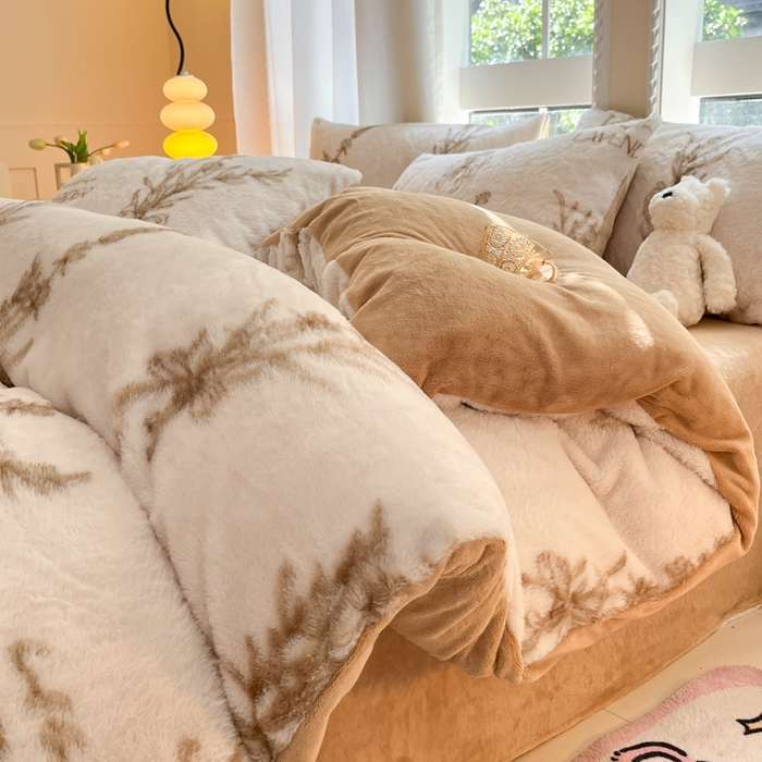 91家纺网 家纺一手货源 找家纺 慕澄家纺 2024新款兔绒牛奶绒加厚保暖印花四件套 仙草