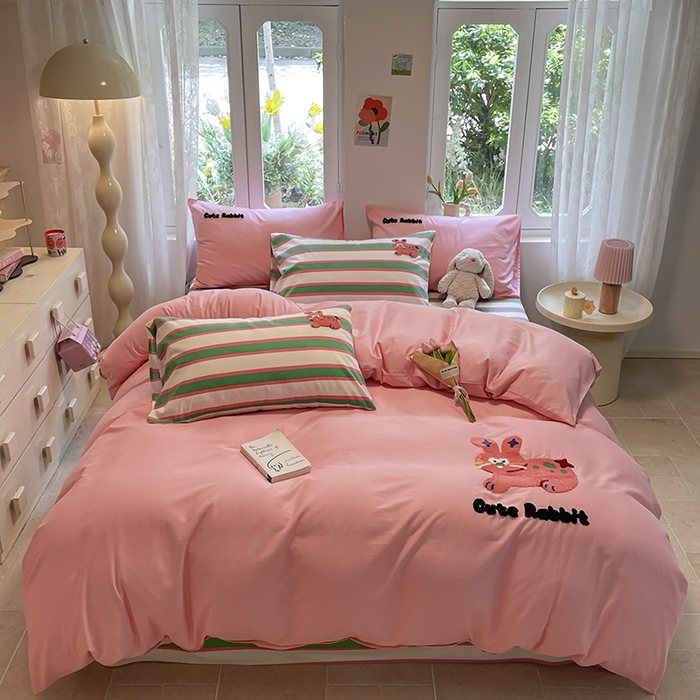 91家纺网 家纺一手货源 找家纺 吉象家纺 2024新款全棉斜纹毛巾绣混搭四件套 可爱兔兔