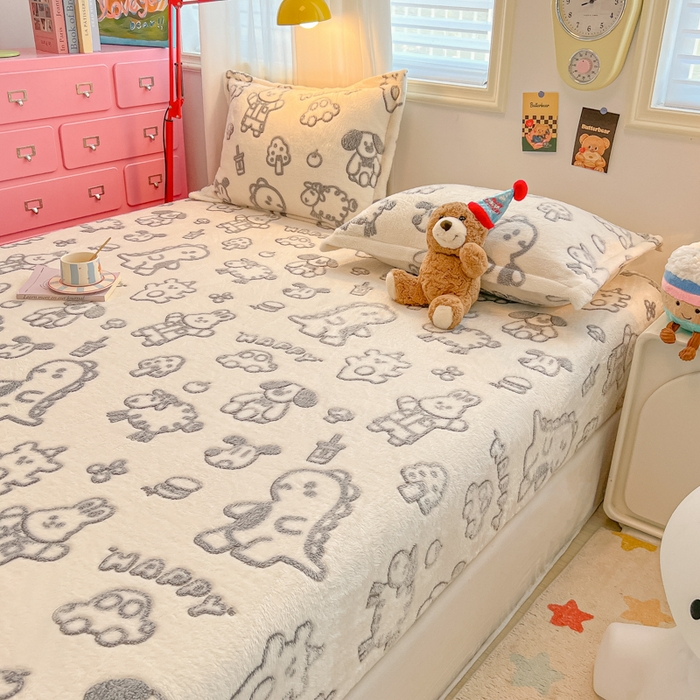 91家纺网 家纺一手货源 找家纺 韩巢家纺 2024新款加厚雪花绒卡通印花保暖床笠三件套 灰色轨迹