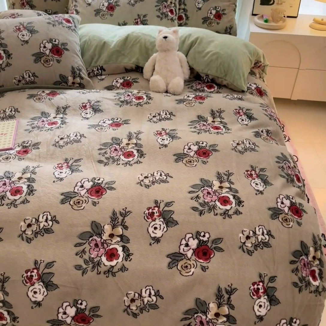 91家纺网 家纺一手货源 找家纺 慕澄家纺 2024新款兔绒牛奶绒加厚保暖印花四件套 法式庄园