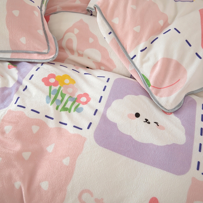 91家纺网 家纺一手货源 找家纺 雨萝家纺 2024新款亲肤舒适牛奶绒四件套 可萌