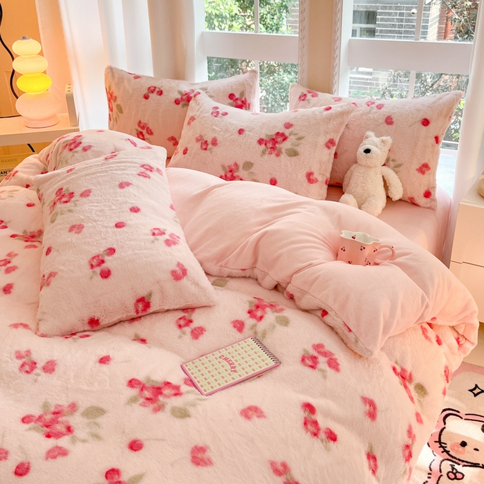 91家纺网 家纺一手货源 找家纺 慕澄家纺 2024新款兔绒牛奶绒加厚保暖印花四件套 花落