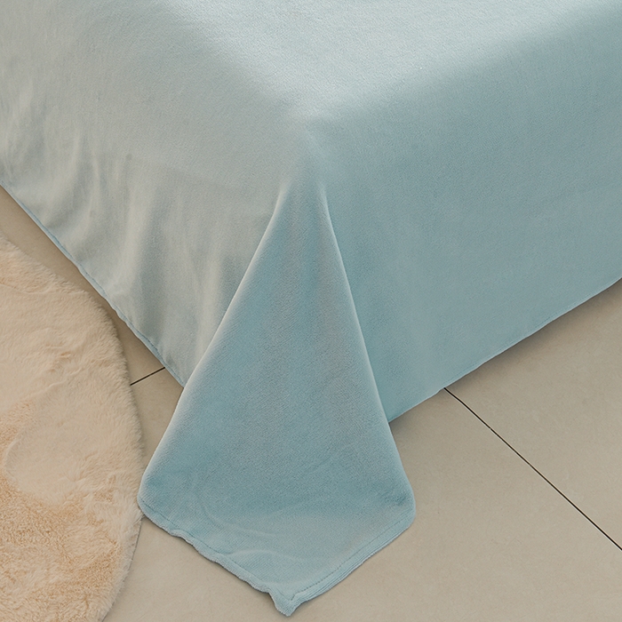 91家纺网 家纺一手货源 找家纺 简爱家纺 2025新款轻奢欧式加厚高克重牛奶绒四件套 雾霾蓝