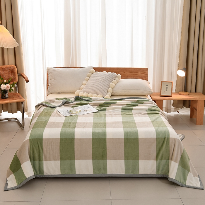 91家纺网 家纺一手货源 找家纺 仟人梦 2024新款A类高克重保暖法兰绒多功能保暖毛毯 绿大格