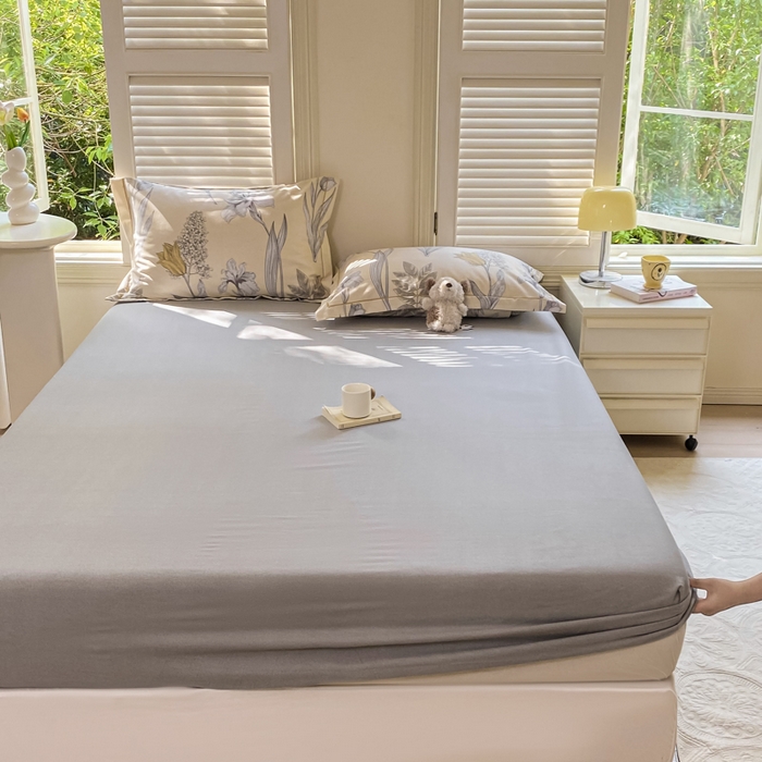 91家纺网 家纺一手货源 找家纺 优品阁 2024新款全棉磨毛四件套单品系列-单床笠 且听风铃-灰