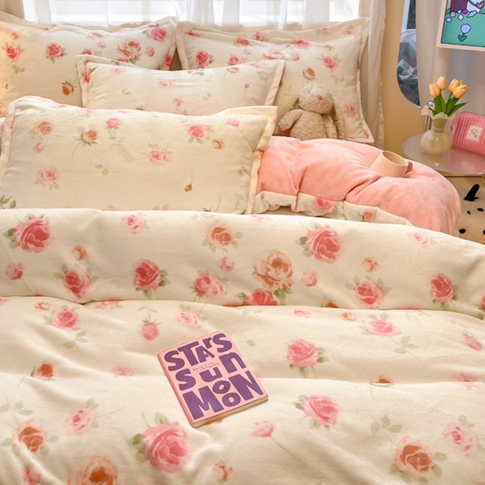 91家纺网 家纺一手货源 找家纺 慕尚家纺 2025新款3.5kg高克重田园花卉类牛奶绒四件套 甜美冬日