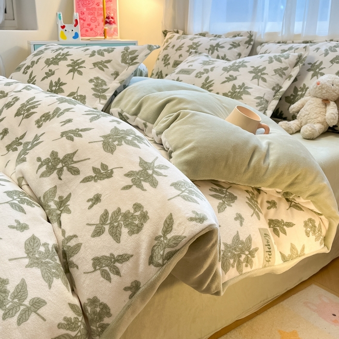 91家纺网 家纺一手货源 找家纺 慕尚家纺 2025新款3.5kg高克重田园花卉类牛奶绒四件套 冬暖