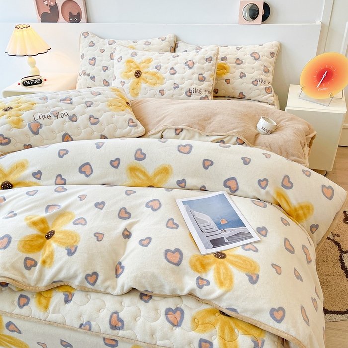 91家纺网 家纺一手货源 找家纺 2024秋冬A类牛奶绒加厚夹棉床笠+牛奶绒被套四件套寐色