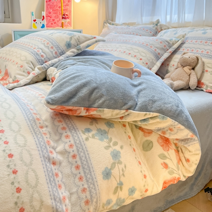 91家纺网 家纺一手货源 找家纺 慕尚家纺 2025新款3.5kg高克重田园花卉类牛奶绒四件套 花美