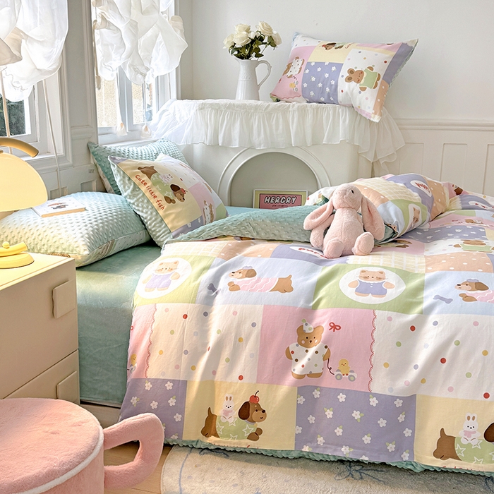 91家纺网 家纺一手货源 找家纺 优迈2024新秋冬加厚保暖全棉+豆豆绒四件套婴儿绒牛奶绒豆豆单被套单人双人加大号棉加绒三件套四件套 动物乐园