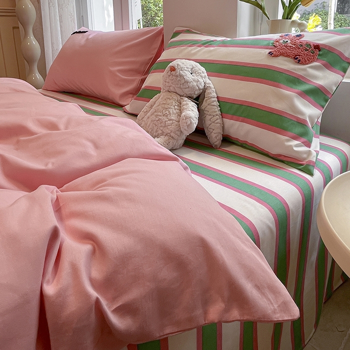 91家纺网 家纺一手货源 找家纺 吉象家纺 2024新款全棉斜纹毛巾绣混搭四件套 可爱兔兔