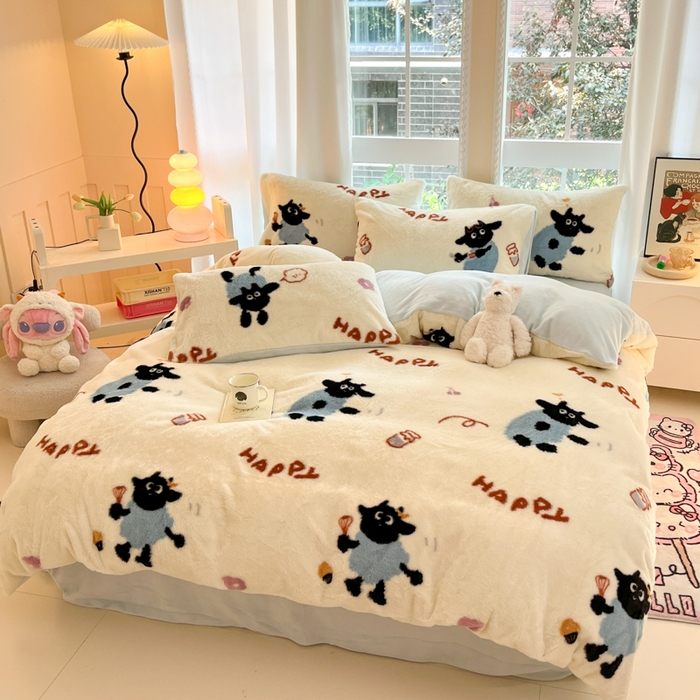 91家纺网 家纺一手货源 找家纺 慕澄家纺 2024新款兔绒牛奶绒加厚保暖印花四件套 小羊咩咩