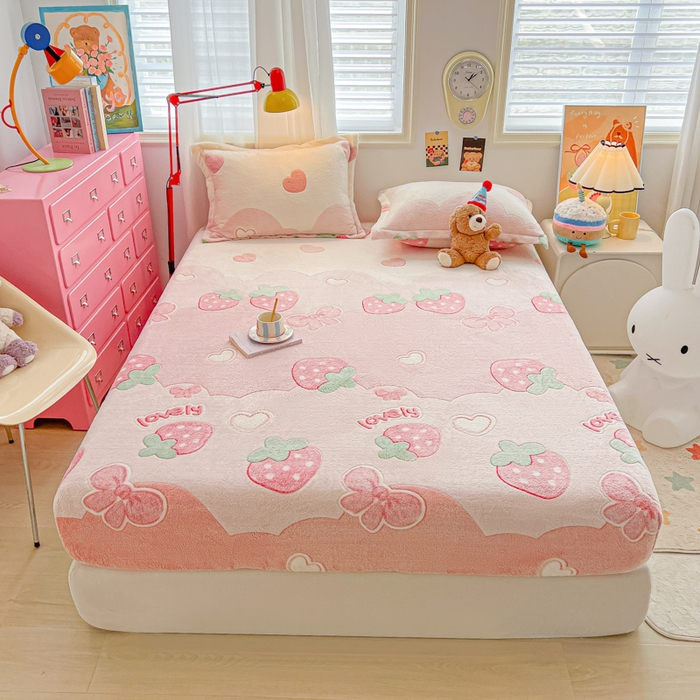 91家纺网 家纺一手货源 找家纺 韩巢家纺 2024新款加厚雪花绒卡通印花保暖床笠三件套 蝶雅