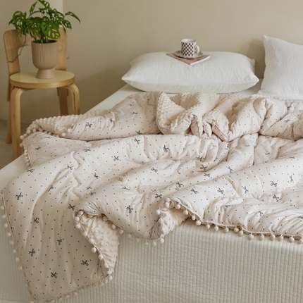 91家纺网 家纺一手货源 找家纺 （总）U被家纺 2025新款针织棉球球系列豆豆冬被被子被芯