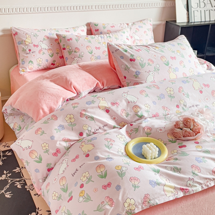 91家纺网 家纺一手货源 找家纺 金鑫汇家纺 2024年新款棉加绒印花四件套保暖牛奶绒法莱绒水晶绒 棉加绒-荷枝桃桃