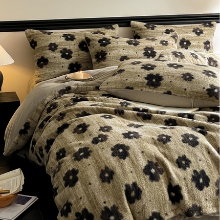 91家纺网 家纺一手货源 找家纺 （总）2025秋冬新品保暖加厚绒类多莉羊绒四件套-【玛丽亚】