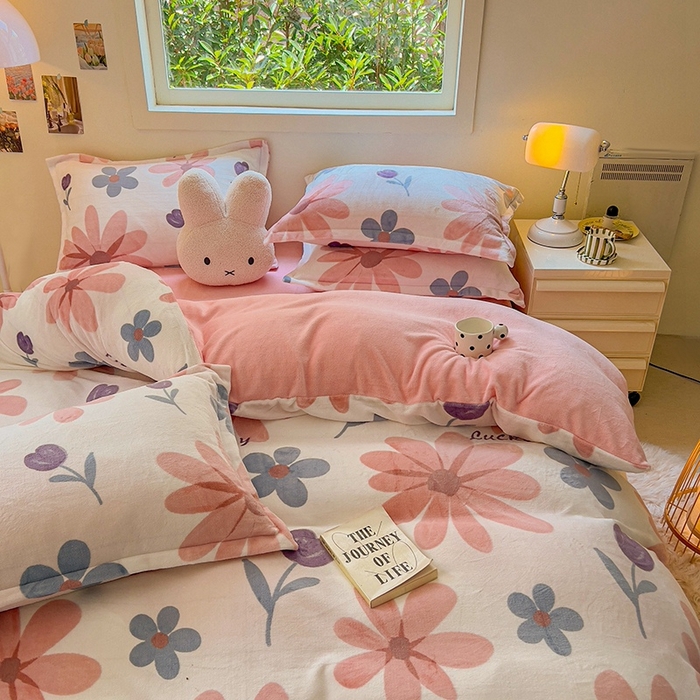 91家纺网 家纺一手货源 找家纺 慕尚家纺 2025新款3.5kg高克重田园花卉类牛奶绒四件套 苏格兰