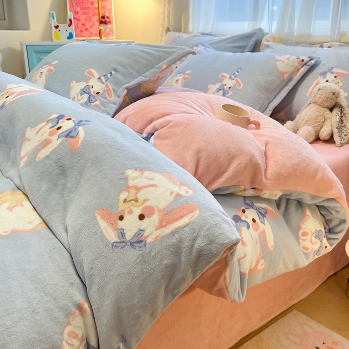 91家纺网 家纺一手货源 找家纺 慕尚家纺 2025新款3.5kg高克重田园花卉类牛奶绒四件套 醒醒兔
