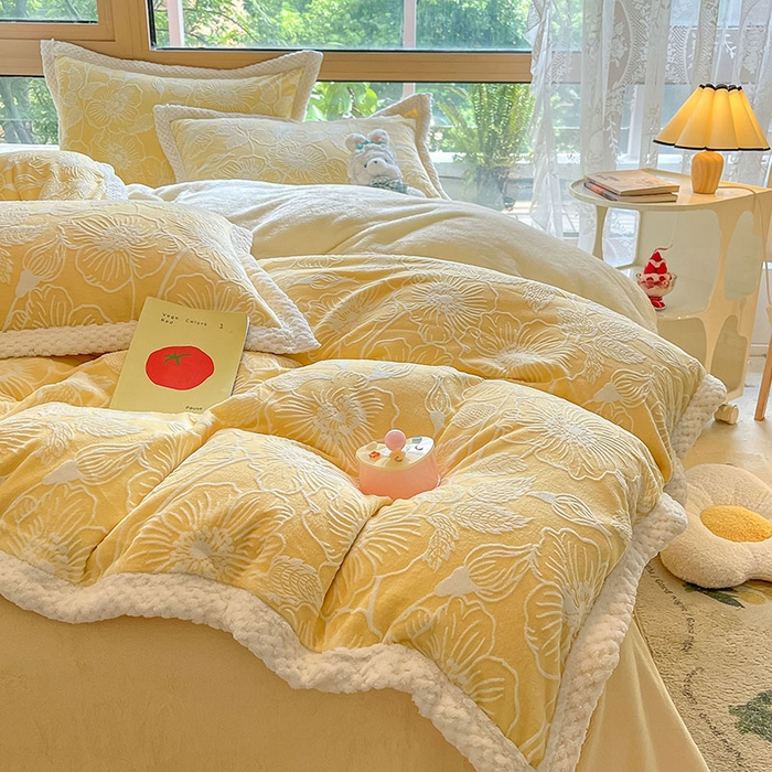 91家纺网 家纺一手货源 找家纺 2024新款简约包边全消光雕花牛奶绒兔兔绒四件套 雕花包边-安妮花苑 黄