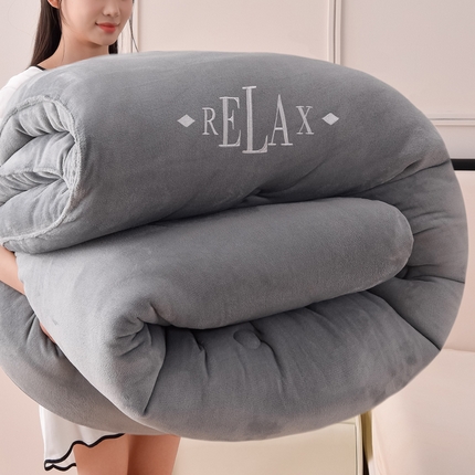 牛魔王家居 2024新款加厚牛奶绒绣花冬被春秋被大豆被被子 牛奶绒+绅士灰