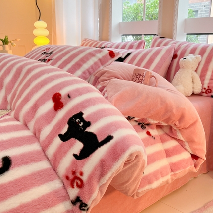 慕澄家纺 2024新款兔绒牛奶绒加厚保暖印花四件套 黑猫咪咪