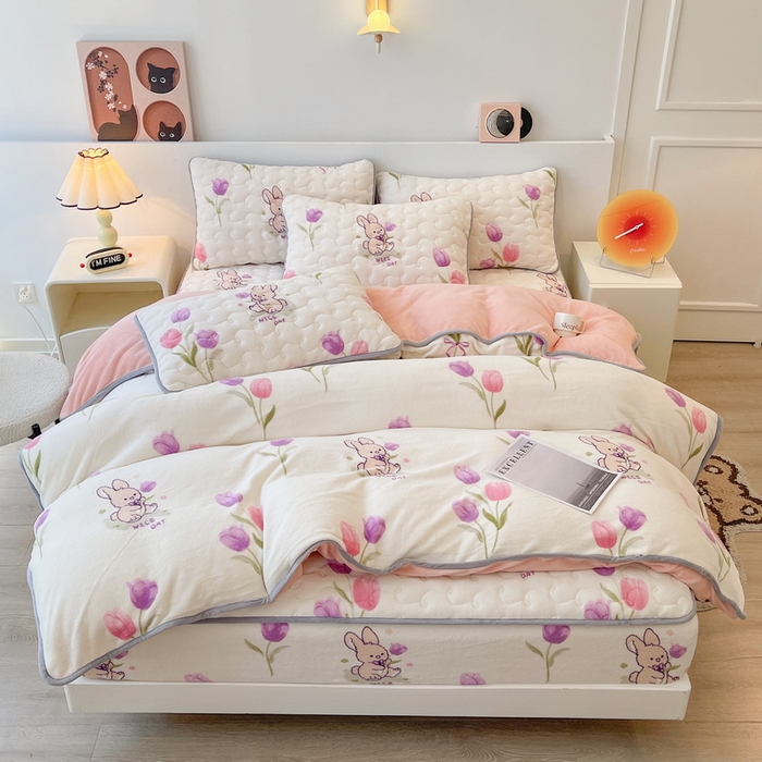 91家纺网 家纺一手货源 找家纺 2024秋冬A类牛奶绒加厚夹棉床笠+牛奶绒被套四件套安妮兔