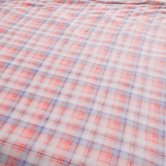 91家纺网 家纺一手货源 找家纺 仟人梦 2024新款A类高克重保暖法兰绒多功能保暖毛毯 格韵粉