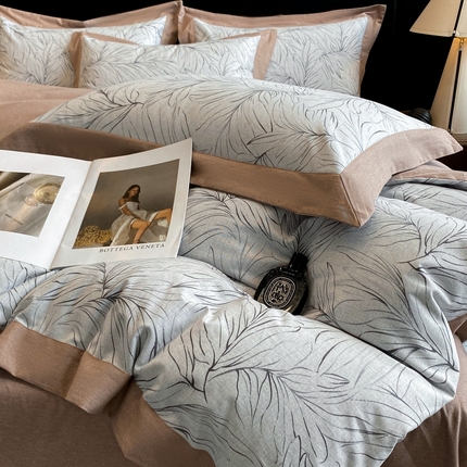 91家纺网 家纺一手货源 找家纺 （总）慕晨 2024新款A类全棉贡缎磨毛数码印花宽边轻奢风中高端四件套直播爆款