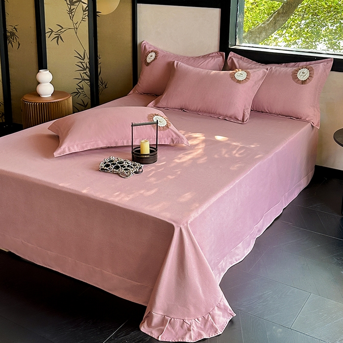 91家纺网 家纺一手货源 找家纺 梵克保罗 2024秋冬加厚肌理纹碳素磨毛刺绣贴布绣花边新中式四件套 豆沙