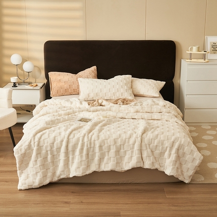 91家纺网 家纺一手货源 找家纺 晨曦家纺 2024新款塔芙绒牛奶绒毛毯-初暖系列 初暖-白拼奶咖