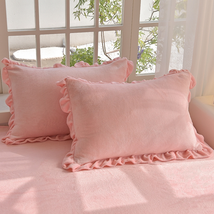 91家纺网 家纺一手货源 找家纺 简爱家纺 2025新款轻奢欧式加厚高克重牛奶绒四件套 桃桃粉