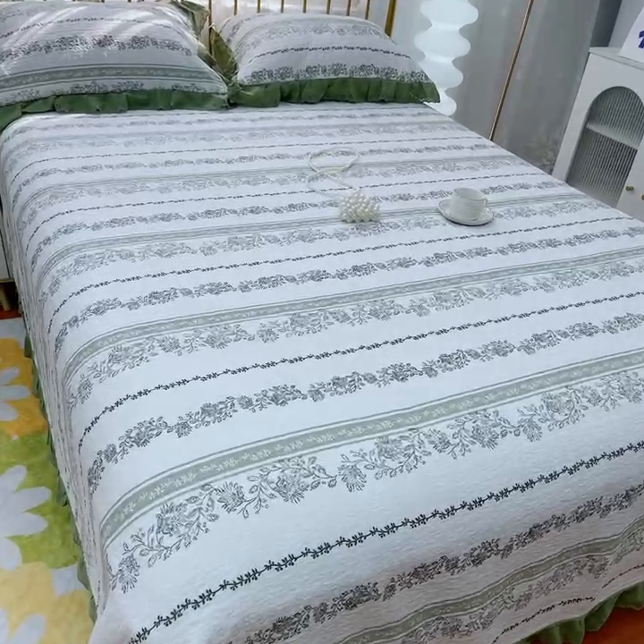91家纺网 家纺一手货源 找家纺 2024新款亲肤舒适法式床盖三件套 线条