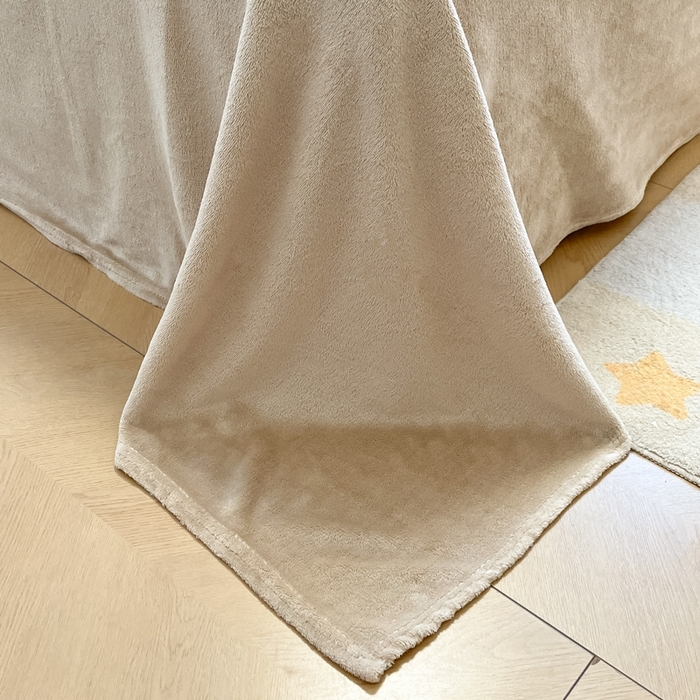 91家纺网 家纺一手货源 找家纺 慕尚家纺 2025新款3.5kg高克重田园花卉类牛奶绒四件套 摩登花园