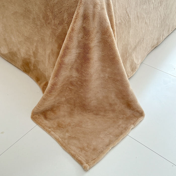 91家纺网 家纺一手货源 找家纺 慕澄家纺 2024新款兔绒牛奶绒加厚保暖印花四件套 线条玫瑰