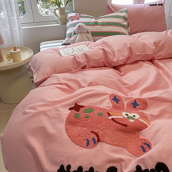 91家纺网 家纺一手货源 找家纺 吉象家纺 2024新款全棉斜纹毛巾绣混搭四件套 可爱兔兔