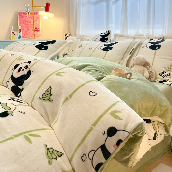 91家纺网 家纺一手货源 找家纺 慕尚家纺 2025新款3.5kg高克重田园花卉类牛奶绒四件套 快乐熊猫