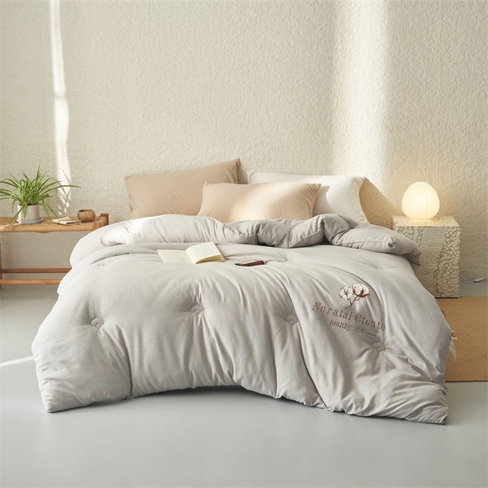 91家纺网 家纺一手货源 找家纺 子由家居 2024新款玉米粒绣花立体绣花100%新疆棉花被被子被芯 立体棉花-浅灰