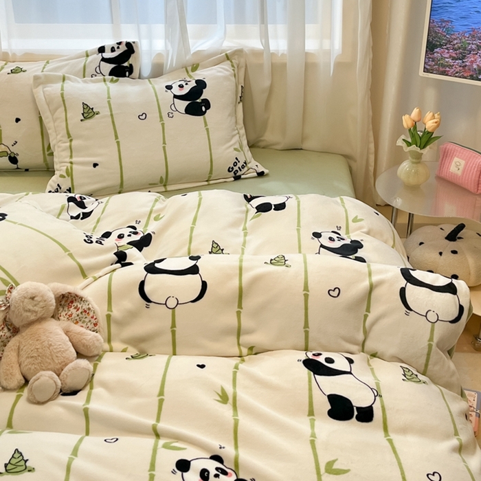 91家纺网 家纺一手货源 找家纺 慕尚家纺 2025新款3.5kg高克重田园花卉类牛奶绒四件套 快乐熊猫
