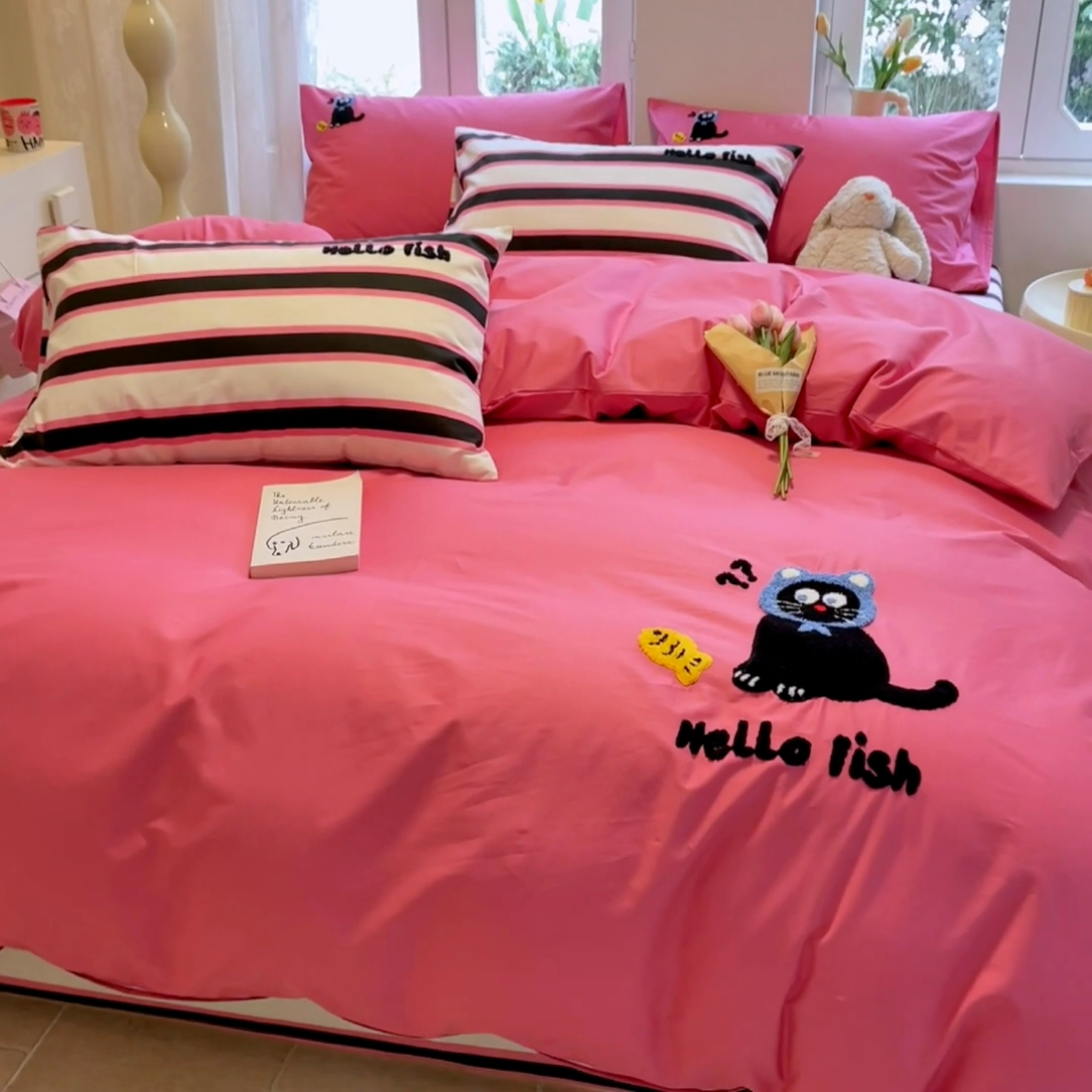 91家纺网 家纺一手货源 找家纺 吉象家纺 2024新款全棉斜纹毛巾绣混搭四件套 小馋猫