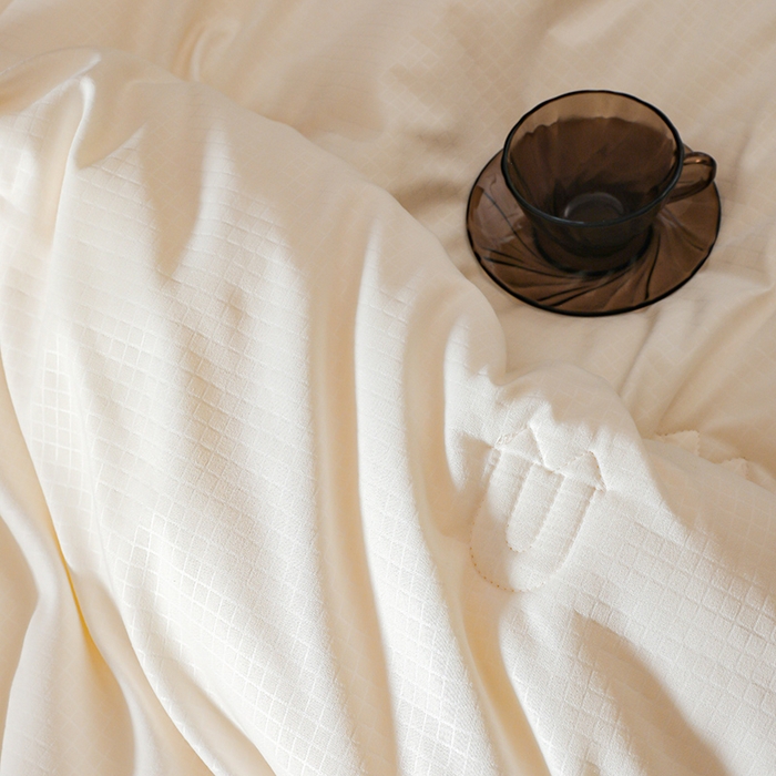 91家纺网 家纺一手货源 找家纺 （总）2024新款7A抗菌爱生活牛奶艾阳棉春秋被子被芯