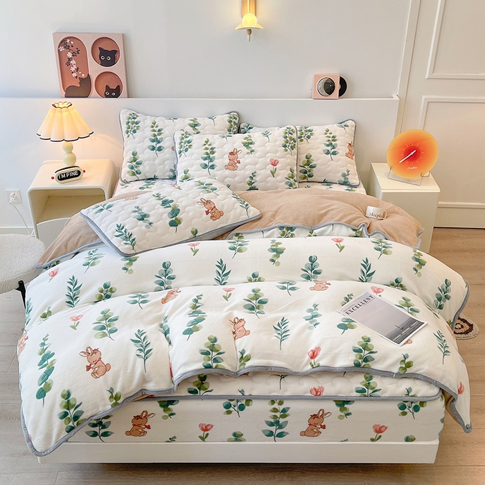 91家纺网 家纺一手货源 找家纺 2024秋冬A类牛奶绒加厚夹棉床笠+牛奶绒被套四件套叶之语