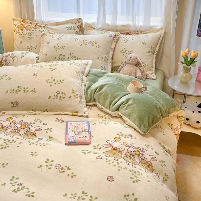 91家纺网 家纺一手货源 找家纺 慕尚家纺 2025新款3.5kg高克重田园花卉类牛奶绒四件套 花园兔