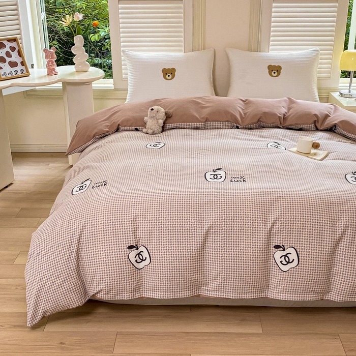 91家纺网 家纺一手货源 找家纺 优品阁 2024新款亲肤舒适全棉磨毛四件套学生三件套系列  千爱