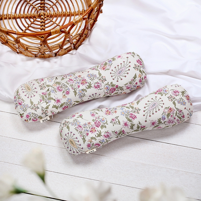 91家纺网 家纺一手货源 找家纺 明星枕业 2024新款全棉荞麦壳枕头骨头枕护颈椎糖果枕芯 骨头枕艾莉