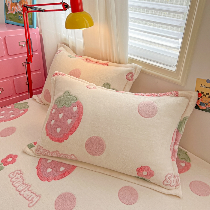 91家纺网 家纺一手货源 找家纺 韩巢家纺 2024新款加厚雪花绒卡通印花保暖床笠三件套 甜蜜