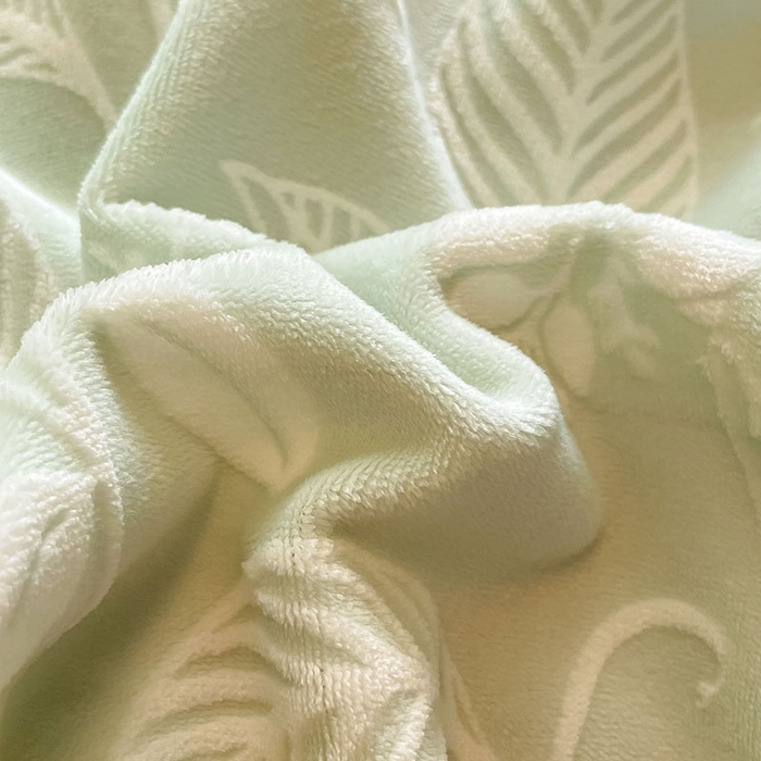 91家纺网 家纺一手货源 找家纺 2024新款简约包边全消光雕花牛奶绒兔兔绒四件套 雕花包边-迪亚妮 浅绿