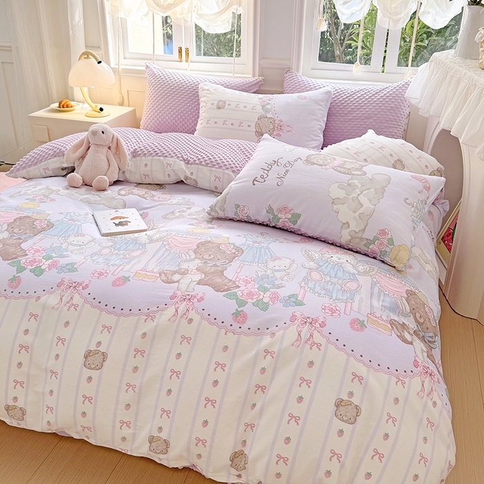 91家纺网 家纺一手货源 找家纺 优迈2024新秋冬加厚保暖全棉+豆豆绒四件套婴儿绒牛奶绒豆豆单被套单人双人加大号棉加绒三件套四件套 童话镇