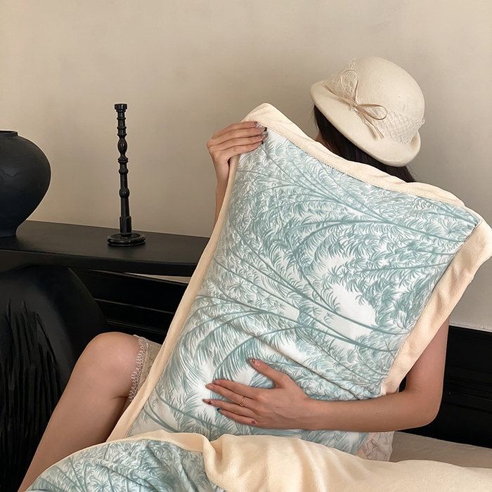 91家纺网 家纺一手货源 找家纺 梦享生活家居 2024新款加厚保暖牛奶绒四件套 森林奇境