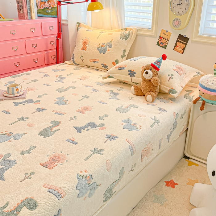 91家纺网 家纺一手货源 找家纺 韩巢家纺 2024新款加厚雪花绒卡通印花保暖床笠三件套 恐龙宝贝(绿)